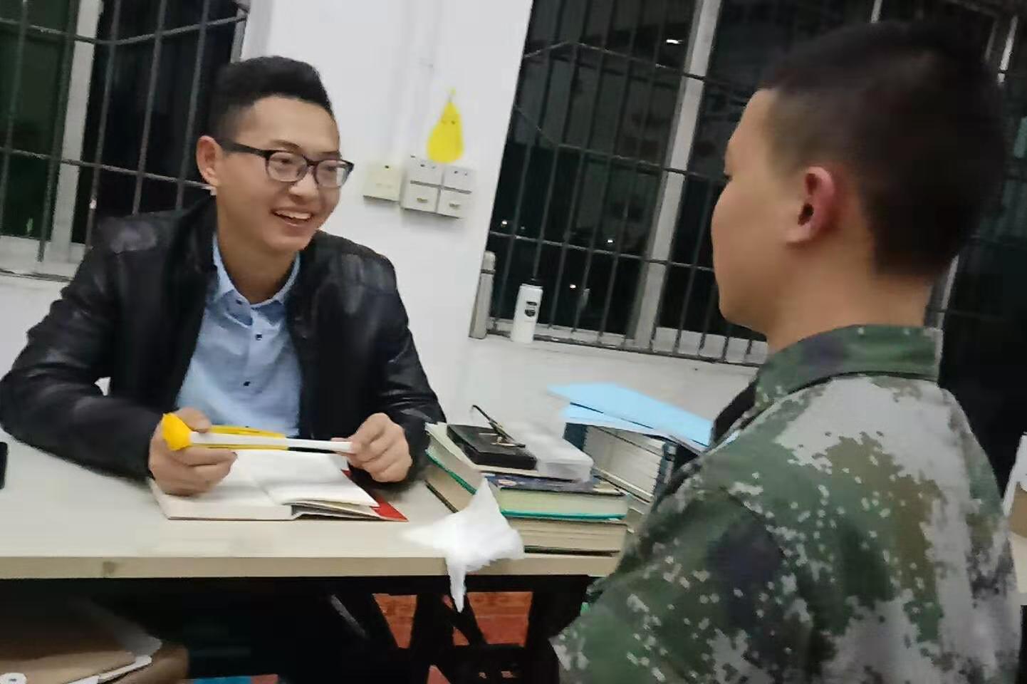 黃老師（國學(xué)及舞蹈教師）